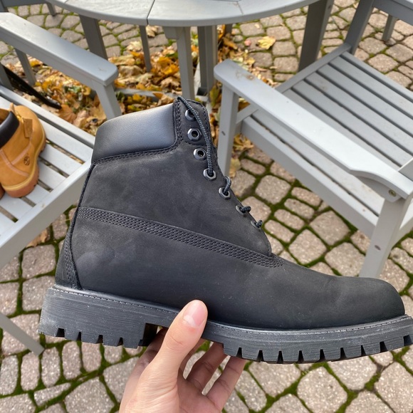 Black Timberland boots mens size 8.5 - Picture 4 of 10